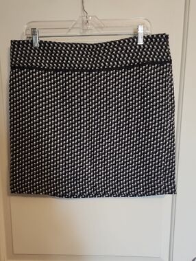 Ann Taylor Black, Gray, and White Tweed Mini Skirt